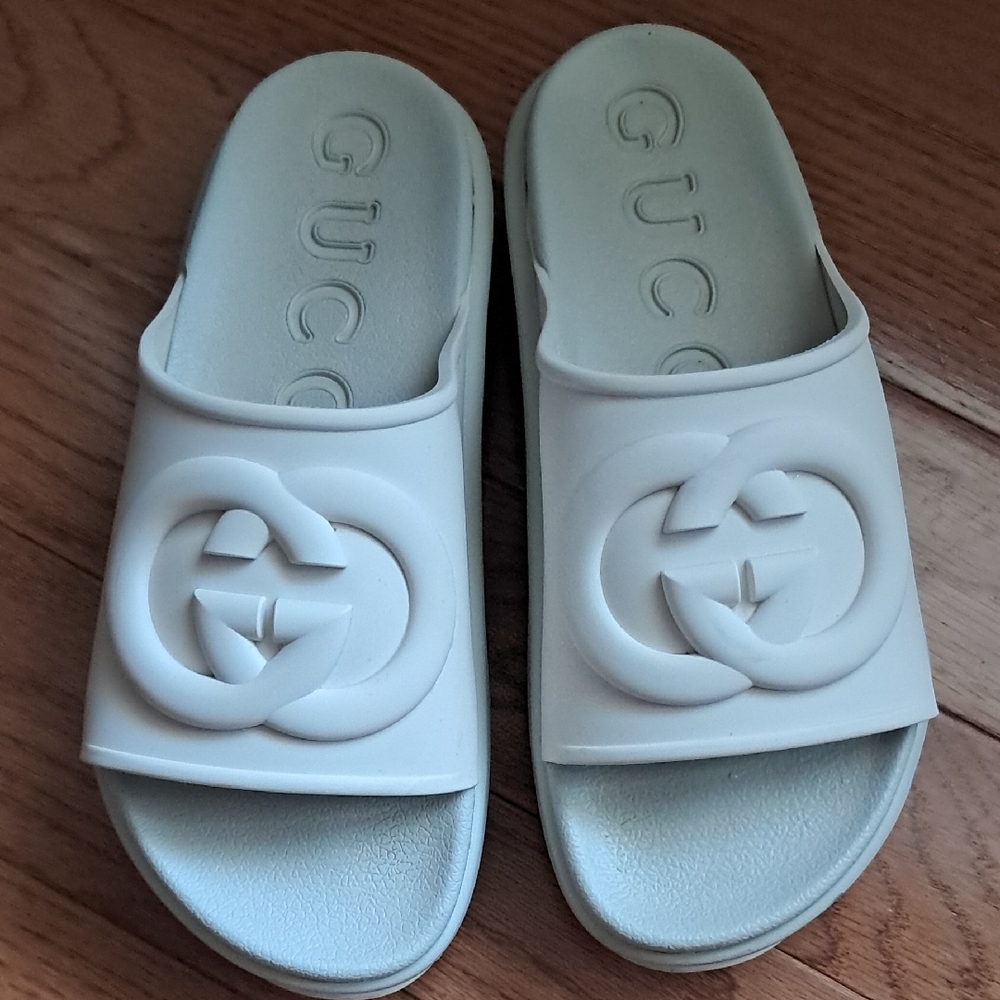 Gucci Ivory Logo Slide Sandals
